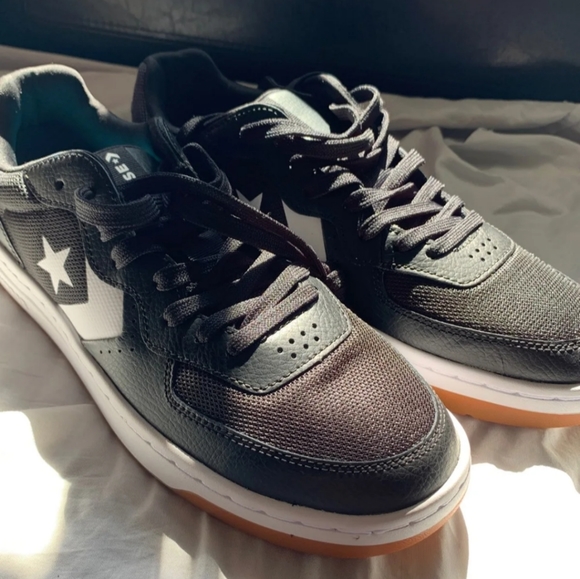 black converse size 10 mens
